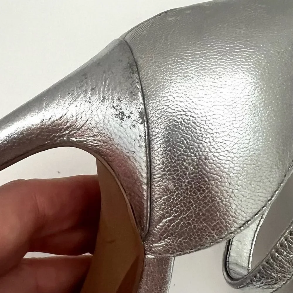 Michael Kors Paris Leather Stiletto‎ Heels Womens 7 Silver Metallic Bow Designer